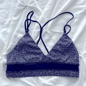Lululemon sports bra